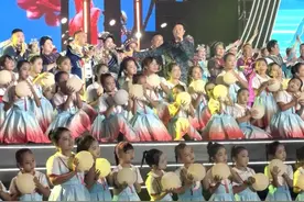 欢迎大家国庆节来张家界游玩~#张家界旅游攻略 #黄格选 #张家界天门山 #国庆节旅游视频封面