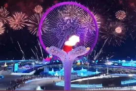 2025政府工作报告｜成功举办第九届亚冬会 为世界呈现一届“中国特色、亚洲风采、精彩纷呈”的体育盛会#哈尔滨 #两会视频封面