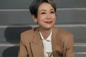 明明嫁入豪门，为何62岁叶童一生未育？原来人间清醒造就幸福人生#叶童 #黄瑜娴 #刘晓庆 #娱乐评论大赏  #内容启发搜索视频封面