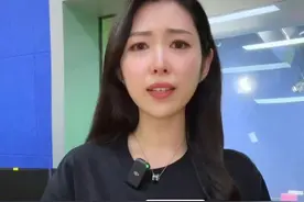 车主被电动帐篷卡脖身亡。长城炮回应：全力配合调查。#长城炮车主被车顶帐篷卡脖身亡 #聚v计划 @抖音短视频 @热点小助手视频封面