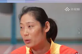 即将第三次征战奥运会的中国女排主攻手朱婷谈到了自己和团队今年的目标。她们期待在奥运会的舞台上取得最好的成绩，绽放巴黎！#来央视频看奥运会 #巴黎奥运会视频封面