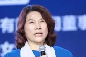#董明珠曾称妇女节不该放假  “我们女性没有什么特殊的条件”。#董明珠 #女性成长 #女性力量 #妇女节视频封面