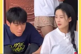 来自姐姐的血脉压制 弟弟没有一巴掌是无辜的#血脉压制姐姐 #血脉压制是刻在dna里的 #姐姐打弟弟视频封面