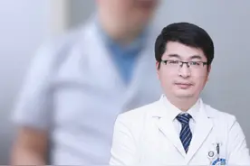 母女均患乳腺癌，家族史与基因突变buff叠满？ #华西杜正贵 #乳腺癌 #乳腺腔镜手术 #基因突变 #家族史视频封面