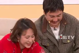 沈腾马丽小品戛然而止咋回事？春晚导演组回应：完整性是没有问题的，可能是留了一个小小的心思，今年没看够，明年要继续看。#导演组回应沈腾马丽小品戛然而止 #沈腾 #马丽 #春晚视频封面