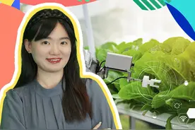 解码两会热词 “智慧农业设备”：直击中国农业AI前沿 #两会期间，智慧农业受到代表委员们的重点关注。中国涌现出哪些先进的#智慧农业设备？如今，搭载 AI 与 AR 的#农业无人机实现高效农事作业；智慧农业平台提供土地规划、水肥精准灌溉，助力农作物增产；国内头部#养猪机器人企业实现生猪出栏量新高。这些只是智慧农业的部分成果，你还知道哪些#智能农业设备？视频封面