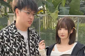 采访朋友小米SU7和330怎么选 我们一致对这台车的看法都是非常不错的，我个人也经常租SU7去出差，本期视频尊重朋友的隐私意愿，所以打了马赛克，希望不影响观众粉丝的观看体验#小米SU7 #宝马330li