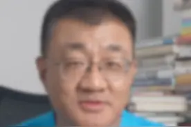 如果你“坚持”这些习惯，也许会严重损害免疫力。 敢不敢在评论区说说，这几个伤害人体免疫的习惯，你占了几条！#硬核健康科普行动 #抖音知识年终大赏 #医学通识 #薄世宁 #命悬一线我不放手视频封面