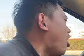 3岁儿子在高速路上尿急，妈妈让他尿在饮料瓶里。谁知爸爸口渴了……隔着屏幕都yue了，爸爸：我不干净了！视频封面