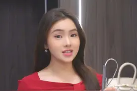 棱曜系列柜体灯
护眼防眩选它就对了
COB灯带出光更均匀
下沉式灯罩设计避免直射
菱形纹灯罩防止光污染
#柜体灯 #护眼 #全屋定制 #炬森五金视频封面