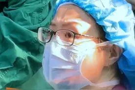 膀胱脱垂+子宫脱垂 #子宫脱垂 #盆底肌修复 #手术室日常 #单孔腹腔镜雷雨主任 #抖出健康知识宝藏视频封面