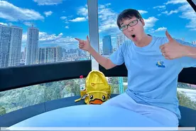 挑战24小时生活在摩天轮，你们猜猜坐了多少圈？ #24小时挑战方伟视频封面