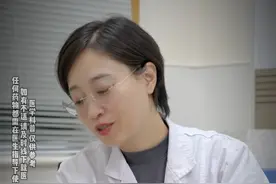 长在脚上的疙瘩是#鸡眼 还是#跖疣 ？千万不要自己乱处理！#医学科普 #皮肤问题 #毓医玉婷视频封面