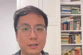 给全球首个AI通用智能体 Manus 泼碗冷水 中国制造！全球首个AI通用智能体 Manus来了，它有多惊艳？又有什么问题？一次性给你讲清楚。#ai #manus视频封面