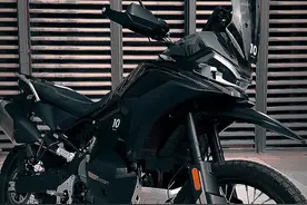 春风800MT-X，适合什么人购买？ #春风800mtx #春风800 #拉力车推荐视频封面