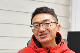 耐克真的没落了吗？阿迪能逆袭吗？箱根驿传跑鞋大 PK！#箱根驿传 #马拉松 #跑鞋 #抖音开跑计划视频封面