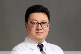 在家躺着，就能改善腰椎间盘突出症 #医学科普 #知识科普 #硬核健康科普行动  #腰椎间盘突出症视频封面