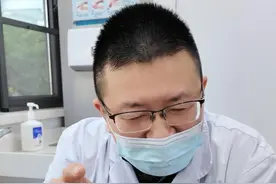 房颤患者的心跳是什么样的？ #房颤 #心血管内科刘波医生 #医学科普视频封面