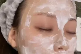 小姐姐面部清洁点阵激光全过程#点阵激光 #痘印痘坑 #美容抗衰罗羽博士 视频封面