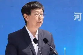 4月25日河南郑州，富士康董事长刘扬伟：在河南省再造一个“新富士康”#河南dou知道视频封面