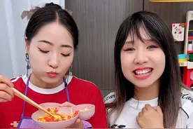 宝宝在家做大厨，可以真实煮饭烧菜的迷你小厨房#儿童玩具过家家 #动手能力培养  #儿童厨房玩具视频封面