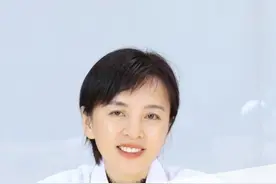 其实很多皮肤问题跟过度清洁有一定关系！过度清洁会破坏皮肤角质层，损坏皮肤屏障，诱发或者加重一些皮肤病#皮肤问题 #皮肤 #清洁 #医学科普视频封面