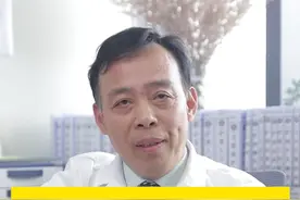 儿童要不要割包皮？什么年龄割合适？不割会不会有影响？
#健康 #健康科普 #关注我每天坚持分享知识 
专业医学科普，仅供参考
文字与画面描述可能并非全部表现
如出现不适请及时就医，在专业医生检查辨证后治疗，谨遵医嘱。视频封面