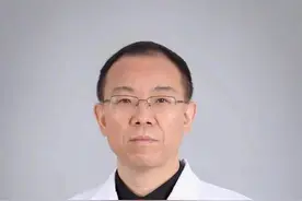 高血压人群在泡脚的时候除了注意水温，还要什么？#高血压 #泡脚 #健康养生 #健康科普视频封面