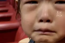 #6岁半女儿看《南京照相馆》泣不成声  ：相信她已拥有面对残酷历史的勇气，勿忘国耻！（来源：@刘六六666 、小念）