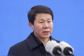 一切围着项目转，一切围着项目干，2025年临沂“拼”什么？（视频融媒中心）#重点项目临沂起飞 #临沂重点项目动能澎湃 #当好全面深化改革排头兵视频封面
