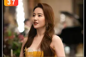 玫瑰回首自己过往 一生中经历了生离死别 #玫瑰的故事 #刘亦菲视频封面