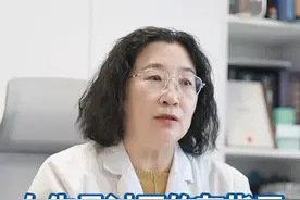 #灰指甲是一种真菌病，不仅不好看，传染性还很强！发现了就要处理，别拖！#科普#女生#灰指甲初期的照片#硬核健康科普行动视频封面