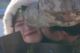 等了那么久，终于迎来这一刻深情相拥！#军嫂视频封面