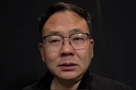 你知道吗？任何人靠近你都不是来爱你的，也不是来帮你的。 #情感共鸣 #扎心现实 #生活感悟 #只有经历过的人才会懂 #内容过于真实  @抖音短视频视频封面