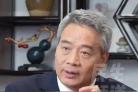经常头晕难受 站起来眼前发黑 血压高？老中医教你巧用柿子叶煮水喝，“血脂稠的话 还可以再加山楂 荷叶”#高血压 #中医 #养生视频封面