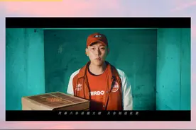 《摇落》出自华语顶级说唱组合“#兄弟本色 ”的专辑《搞砸 》，曲风前卫，歌词直击社会种种现象。兄弟们用搞砸的态度，做出了一张充满勇气的专辑。#说唱 #张震岳 #顽童mj116 #热狗mchotdog视频封面