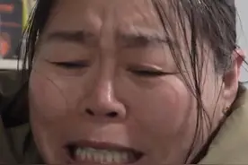 客户网上买手机  店家收款被冻结，“警方要我去做笔录   说我涉嫌诈骗洗钱”，“网上客户要买两台手机  给我转了17800”#账户冻结 #都市接到办 #河南dou知道视频封面