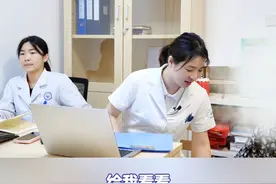糖尿病并发症导致脚麻  梁医生教你如何缓解？ 糖尿病并发症导致脚麻  梁医生教你如何缓解？#糖尿病并发症 #手麻脚麻 #硬核健康科普行动  #糖尿病 #糖尿病科普视频封面