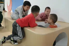 什么是儿童的自由#自我意识 #关键期 #学前教育 #孙瑞雪 #爱与自由 #幼儿园设计 #幼儿园教育视频封面