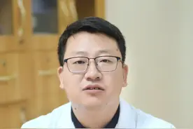 头发发白、稀脱的朋友记住这一味中药 #白发 #脱发 #何首乌 #硬核健康科普行动视频封面