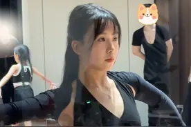 来接老婆下课啦！她跳舞的时候真的好像变了个人#情侣 #情侣日常 #日常vlog视频封面