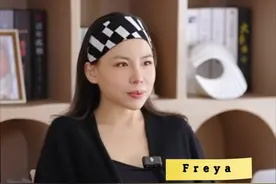 前浪从不惧怕沙滩，所乘的风里，皆是肆意的自由。 #freya线上诊断 #形象管理  #唐嫣 #迪丽热巴 #巴黎时装周视频封面