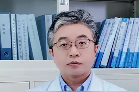 小腿肿到底是什么部位出了问题 #医学科普 #医生贾楠 #科普医生 #腿肿视频封面