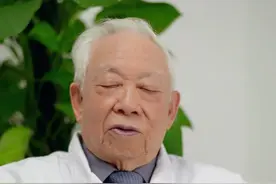 子宫内膜癌内分泌治疗后复发 必须切子宫吗 #子宫内膜癌 #子宫内膜样腺癌 #妇科肿瘤曹泽毅 #内膜癌复发 #抖出健康知识宝藏视频封面