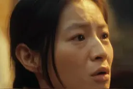 父亲不让学霸女儿上学，竟然让女儿打工赚钱养家视频封面
