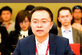 赌上人生成京东副总裁，患渐冻症后与死神博弈。#蔡磊  #相信  #名人大咖  #传奇人物  #企业家精神视频封面