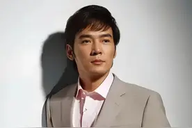 时隔多年后，再看两婚两离的焦恩俊，如今57岁过的怎么样了？
#娱乐评论大赏 #内容启发搜索 #焦恩俊谈离婚 #焦恩俊第一任老婆黄宛琳 #焦恩俊和西门大妈