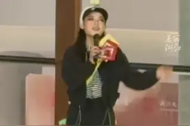 #陈丽君夸粉丝视频剪得好  俏皮地向粉丝催作业，最后还有暖心提醒。（记者：傅逸伦）视频封面