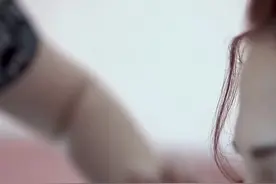 带大家看一下那些以假乱真的仿真面具视频封面