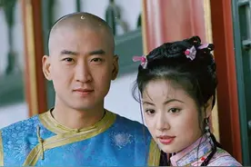 如果不是亲眼所见，八倍镜看《还珠格格》这些穿帮镜头一个比一个假，原来我们都被琼瑶剧骗了！#林心如 #琼瑶 #苏有朋 #还珠视频封面
